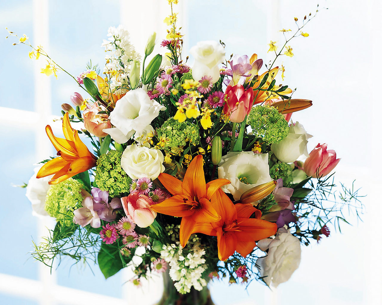Daylight_Bouquet___Lilies__Tulips__Roses__Orchids__Freesia....jpg
